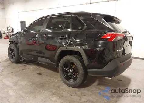 2020 Toyota Rav4 Xle z USA, uszkodzony, nr VIN 2T3P1RFV8LC091538